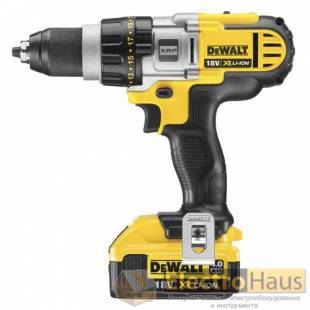 Дрель/винтоверт DeWalt DCD980M2